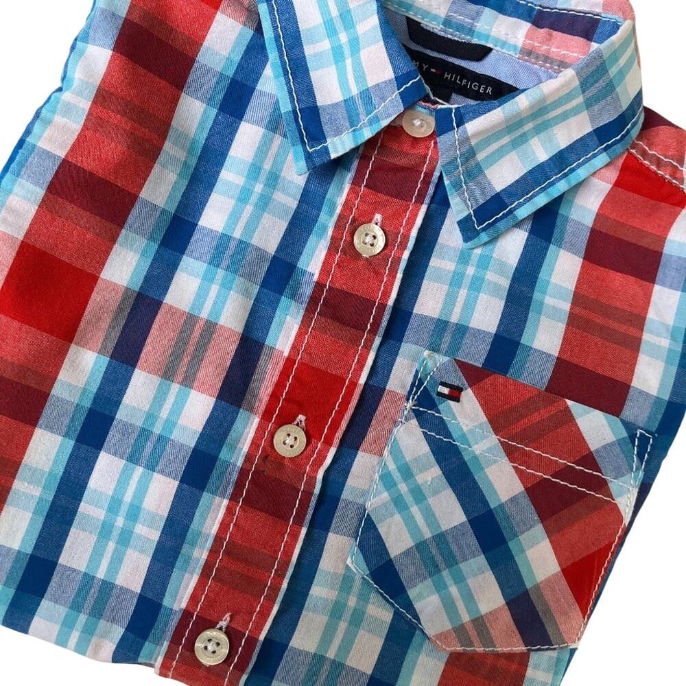 TOMMY HILFINGER BOYS SHORT SLEEVE BUTTON SHIRT SIZE 4